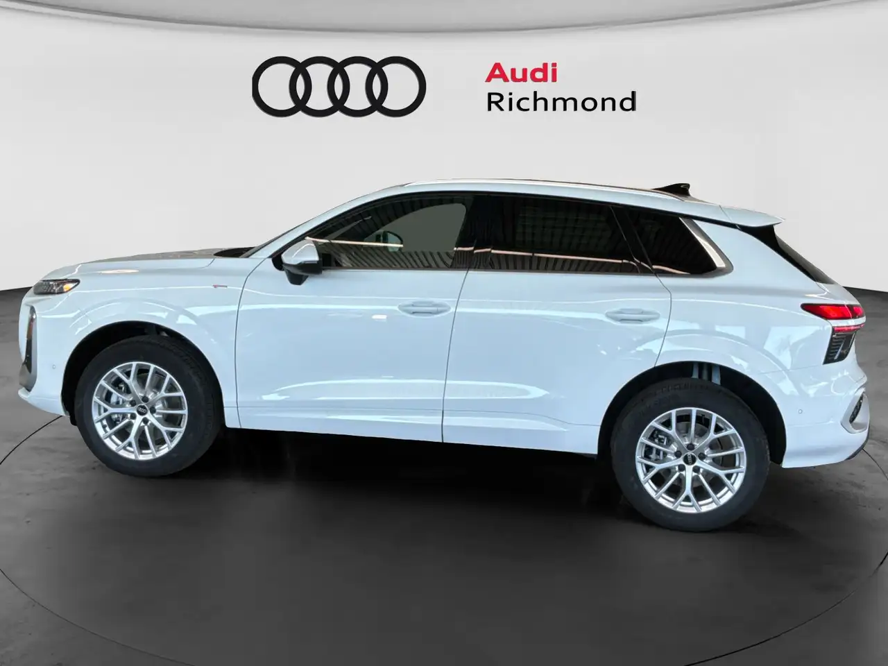 Audi Q3 fotografie Audi Q3