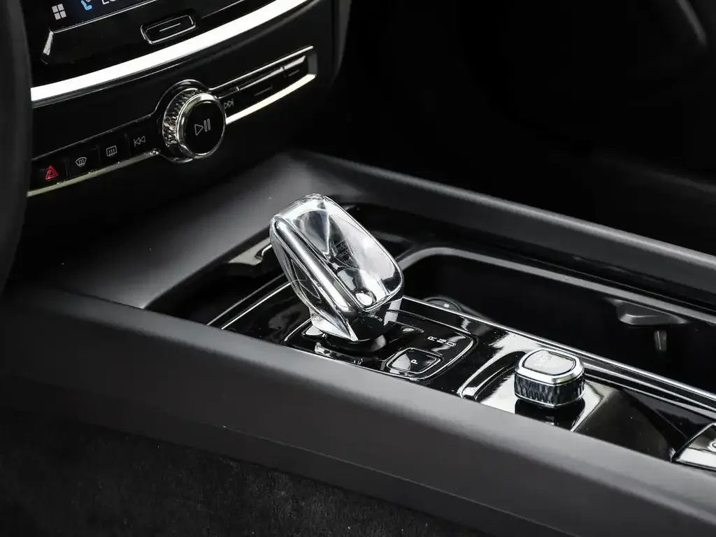 Volvo V60 photo Volvo V60