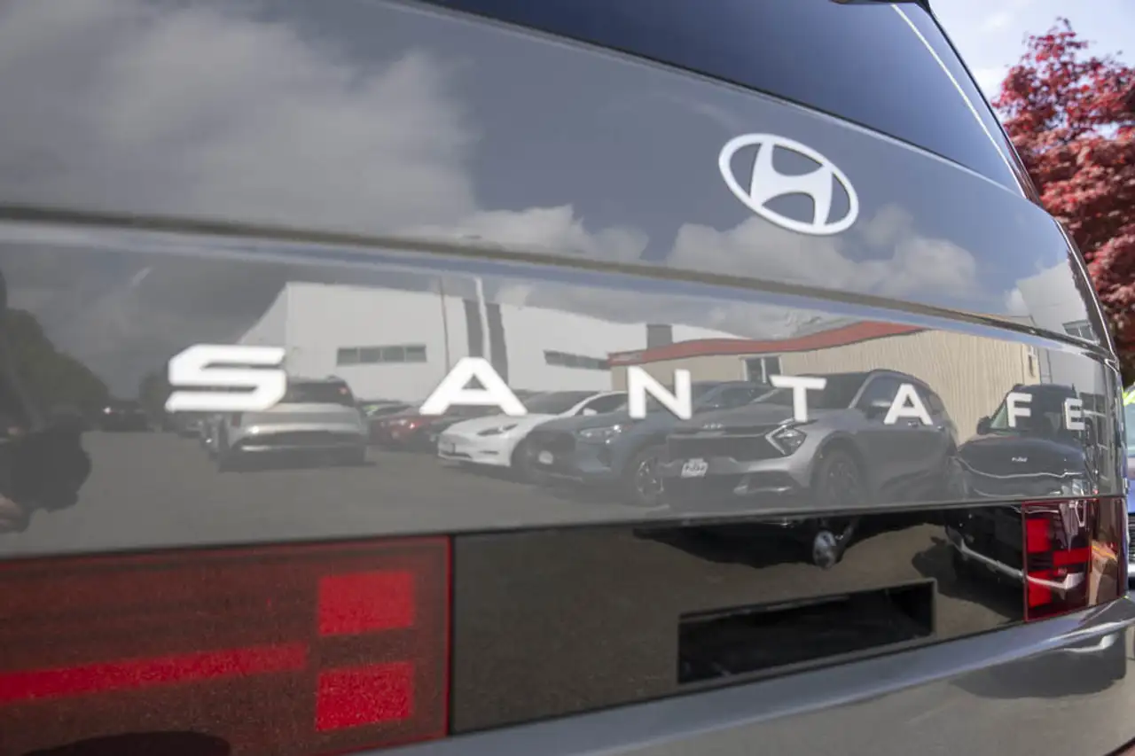 Hyundai SANTA FE снимка Hyundai SANTA FE