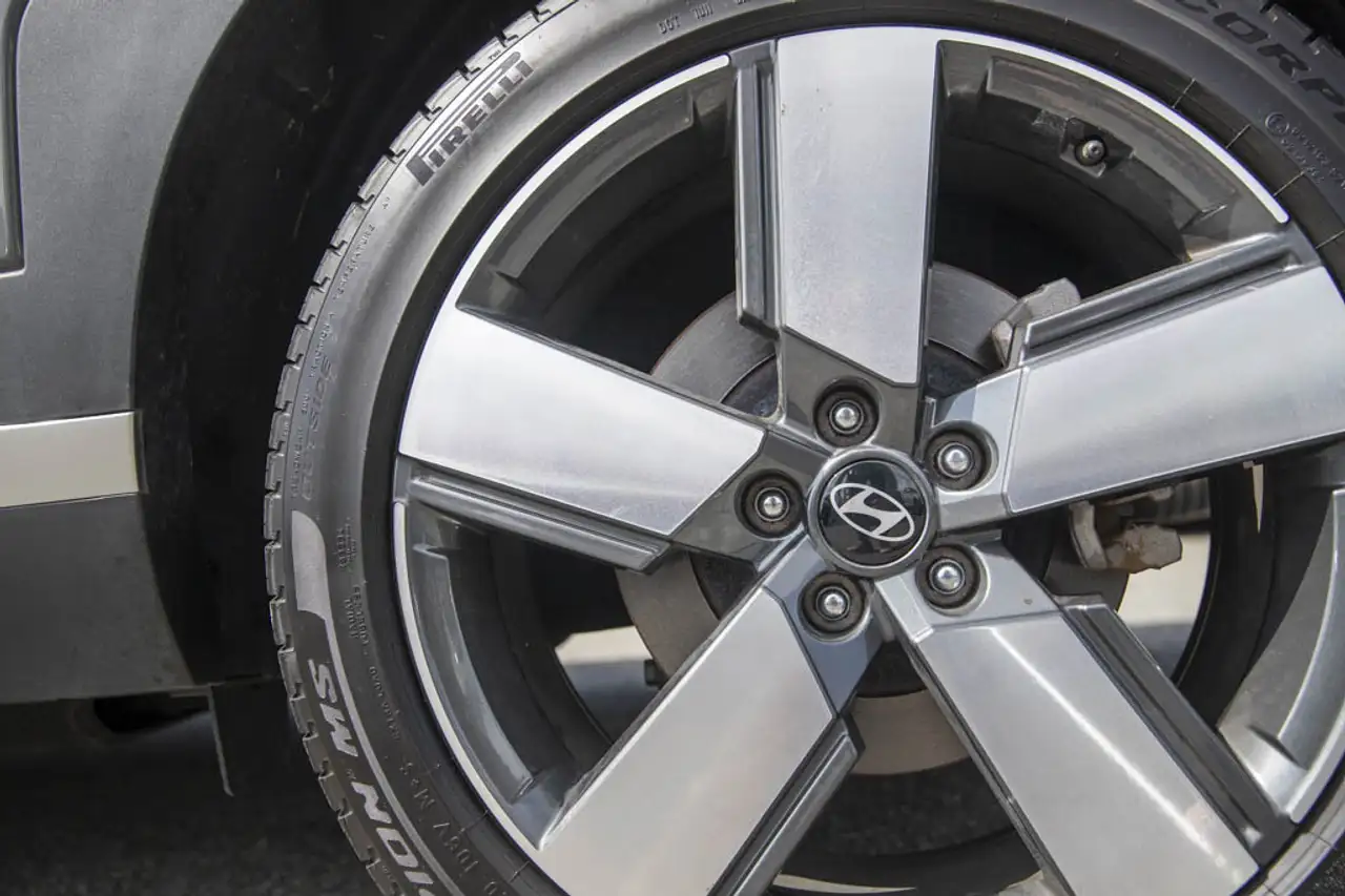 Hyundai SANTA FE снимка Hyundai SANTA FE