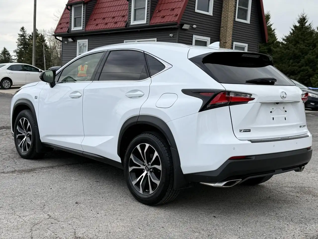 Lexus NX fotografie Lexus NX