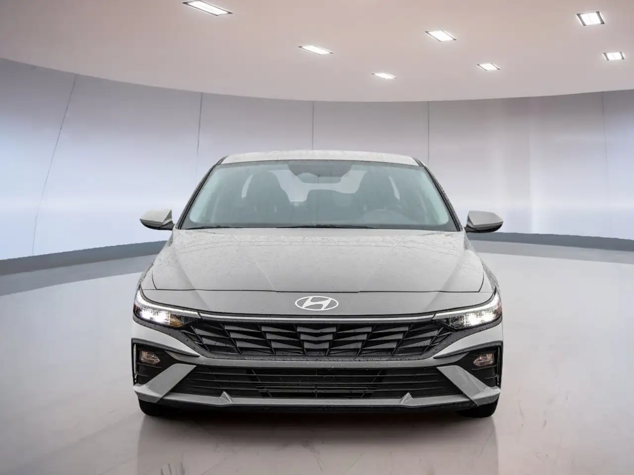 Hyundai ELANTRA fotografie Hyundai ELANTRA