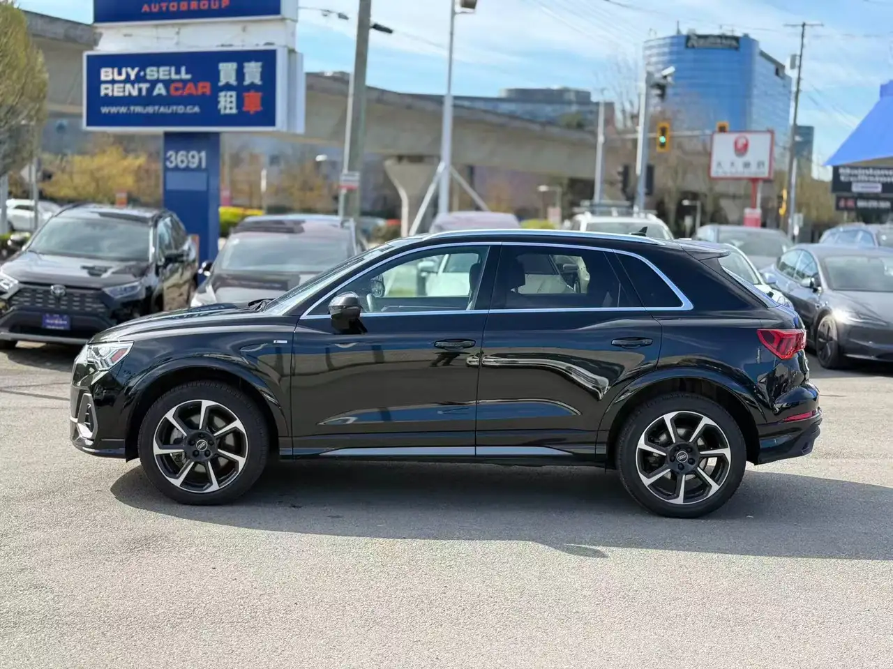 Audi Q3 fotografie Audi Q3