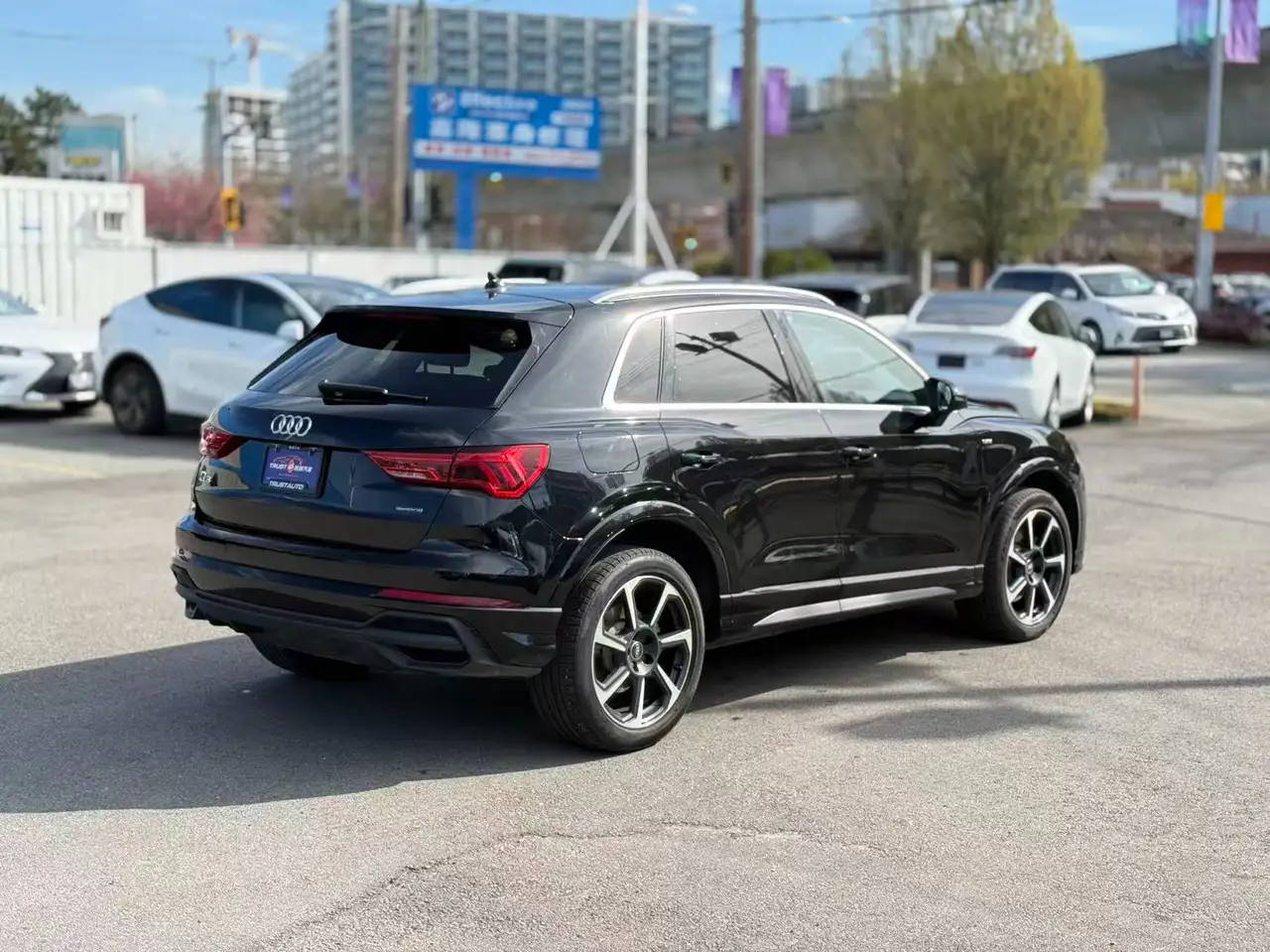 Audi Q3 fotografie Audi Q3