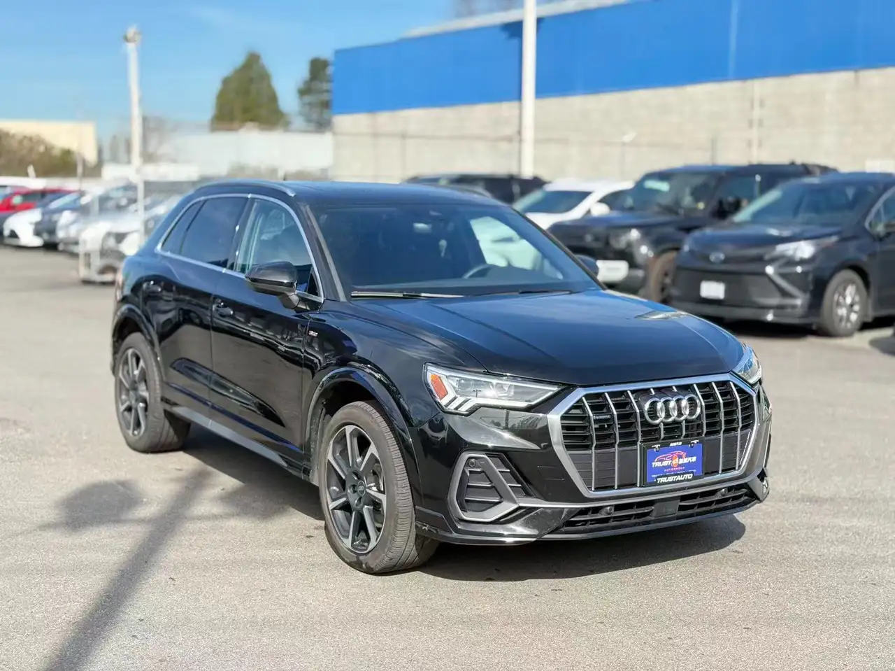 Audi Q3 fotografie Audi Q3