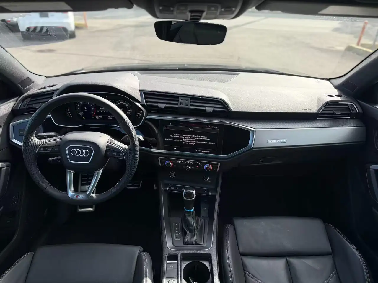 Audi Q3 fotografie Audi Q3