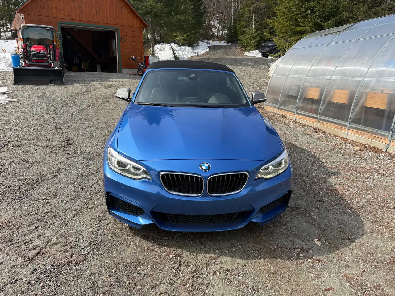 BMW 2 Series photo BMW 2 Series