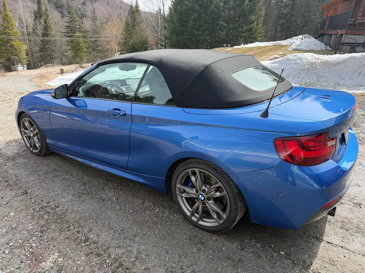 BMW 2 Series photo BMW 2 Series