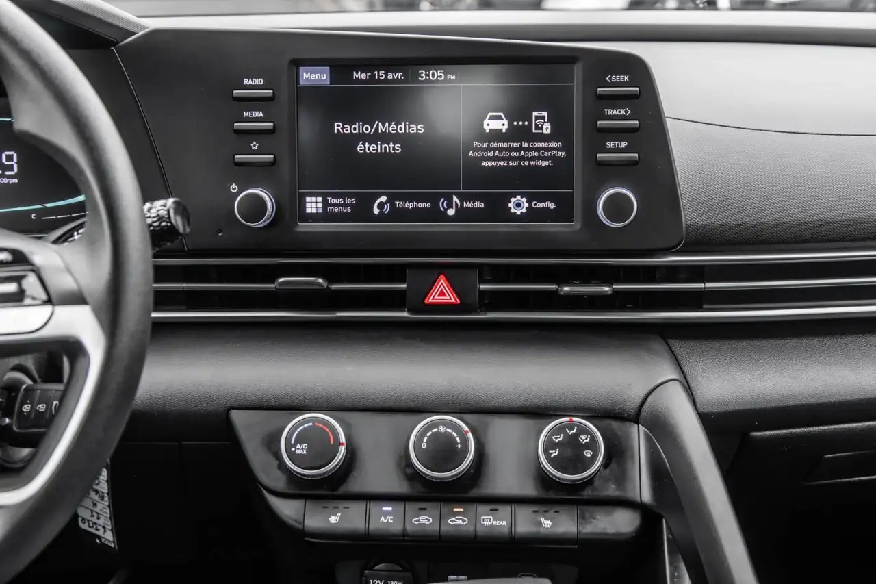 Hyundai ELANTRA fotografie Hyundai ELANTRA
