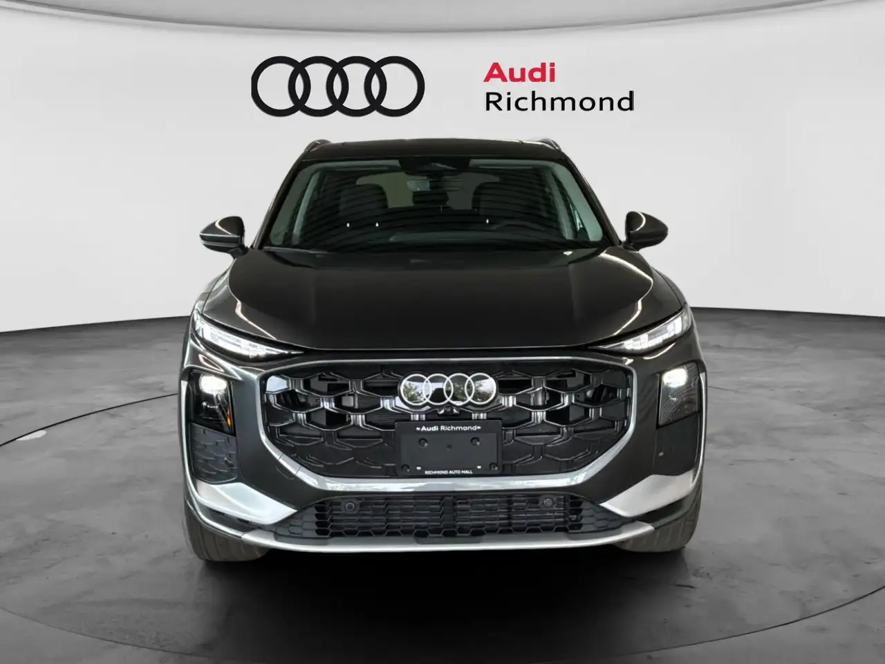 Audi Q3 снимка Audi Q3