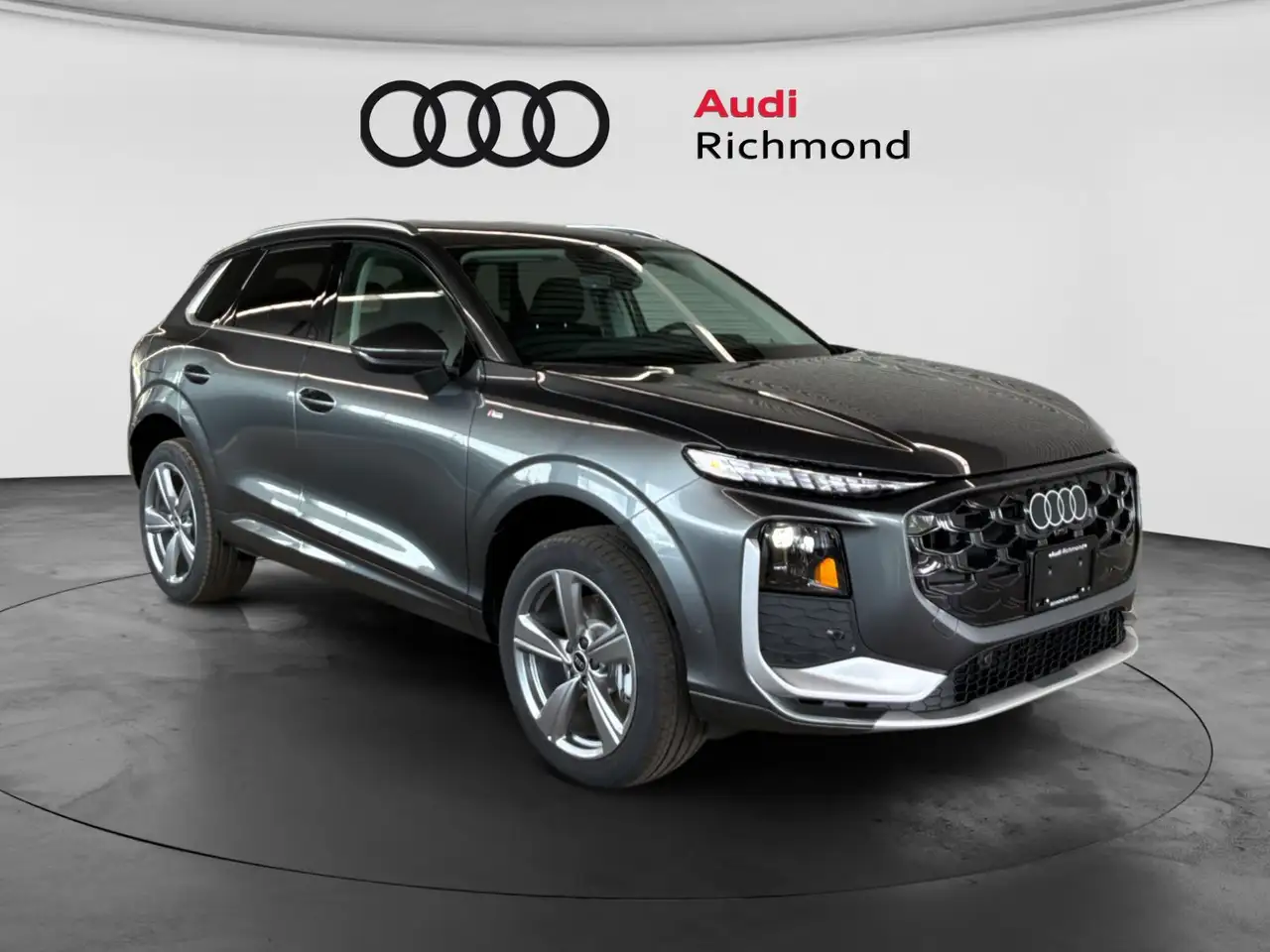 Audi Q3 снимка Audi Q3