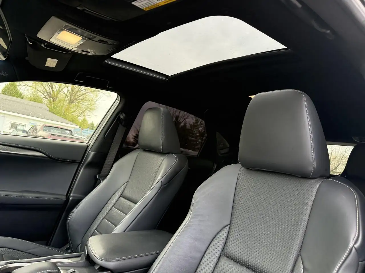 Lexus NX fotografie Lexus NX