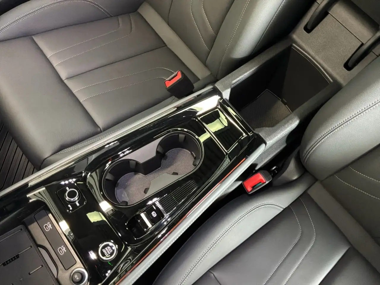 Audi Q3 снимка Audi Q3