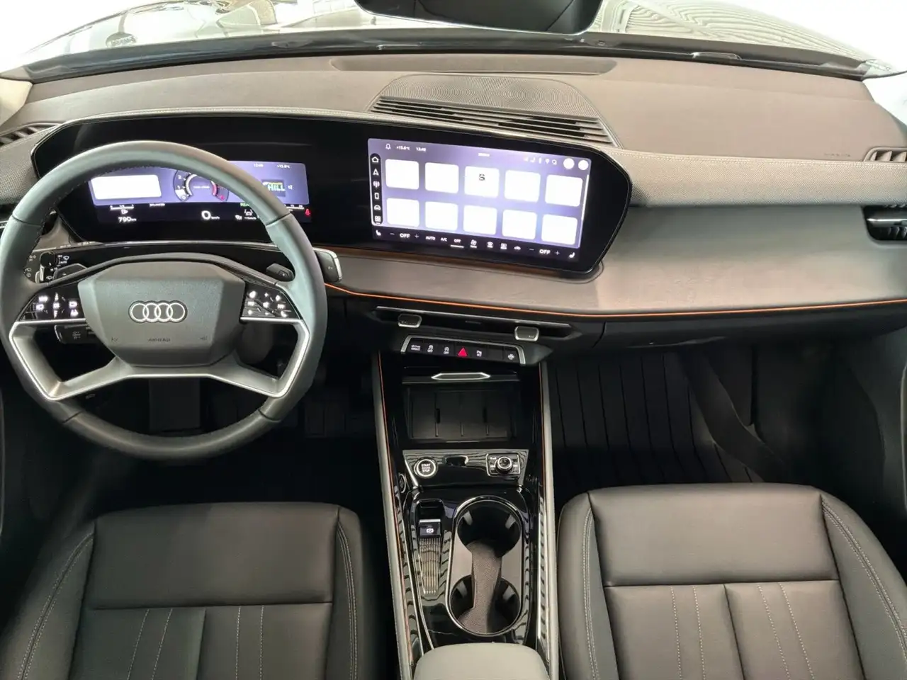 Audi Q3 снимка Audi Q3