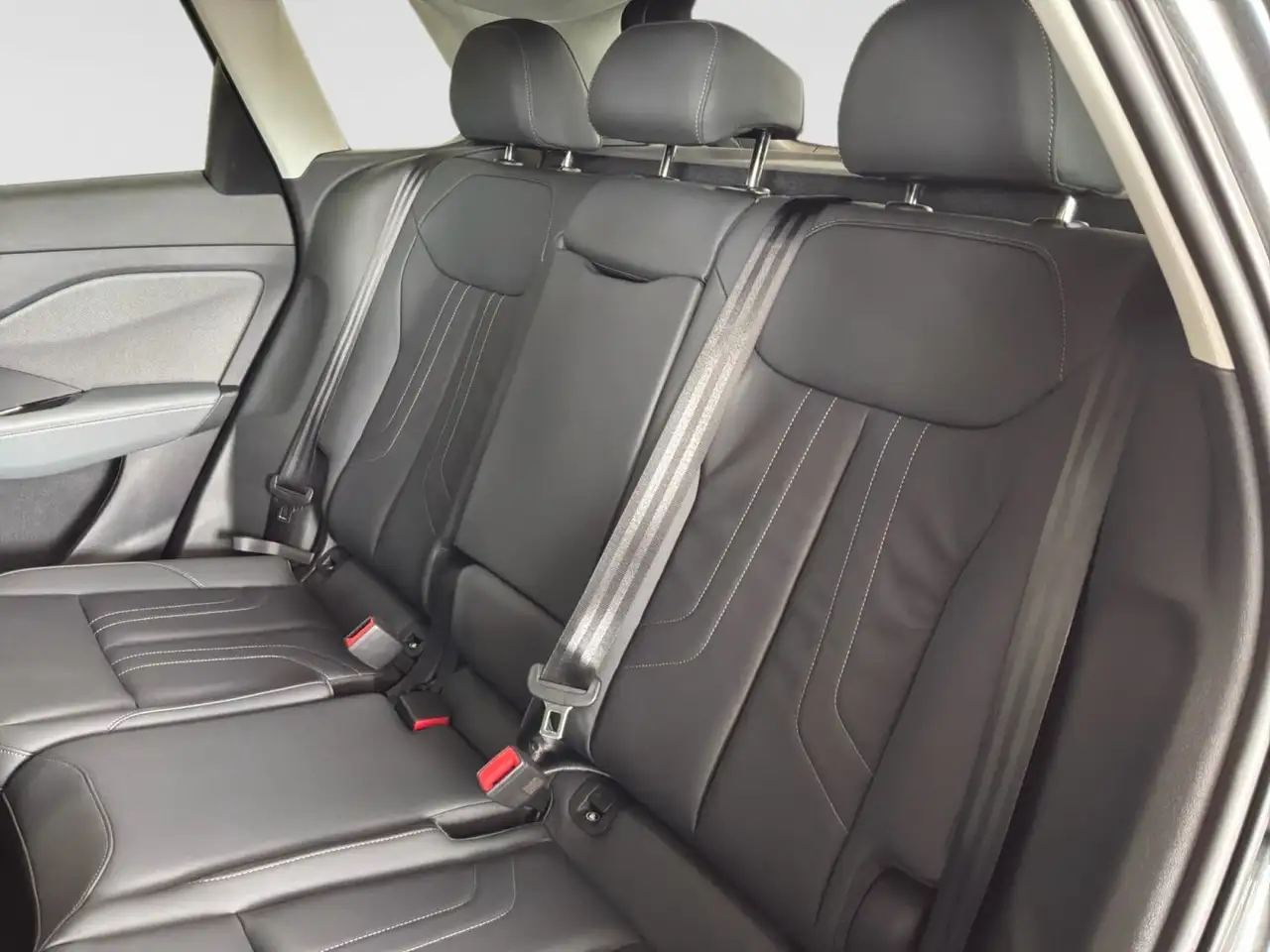 Audi Q3 снимка Audi Q3