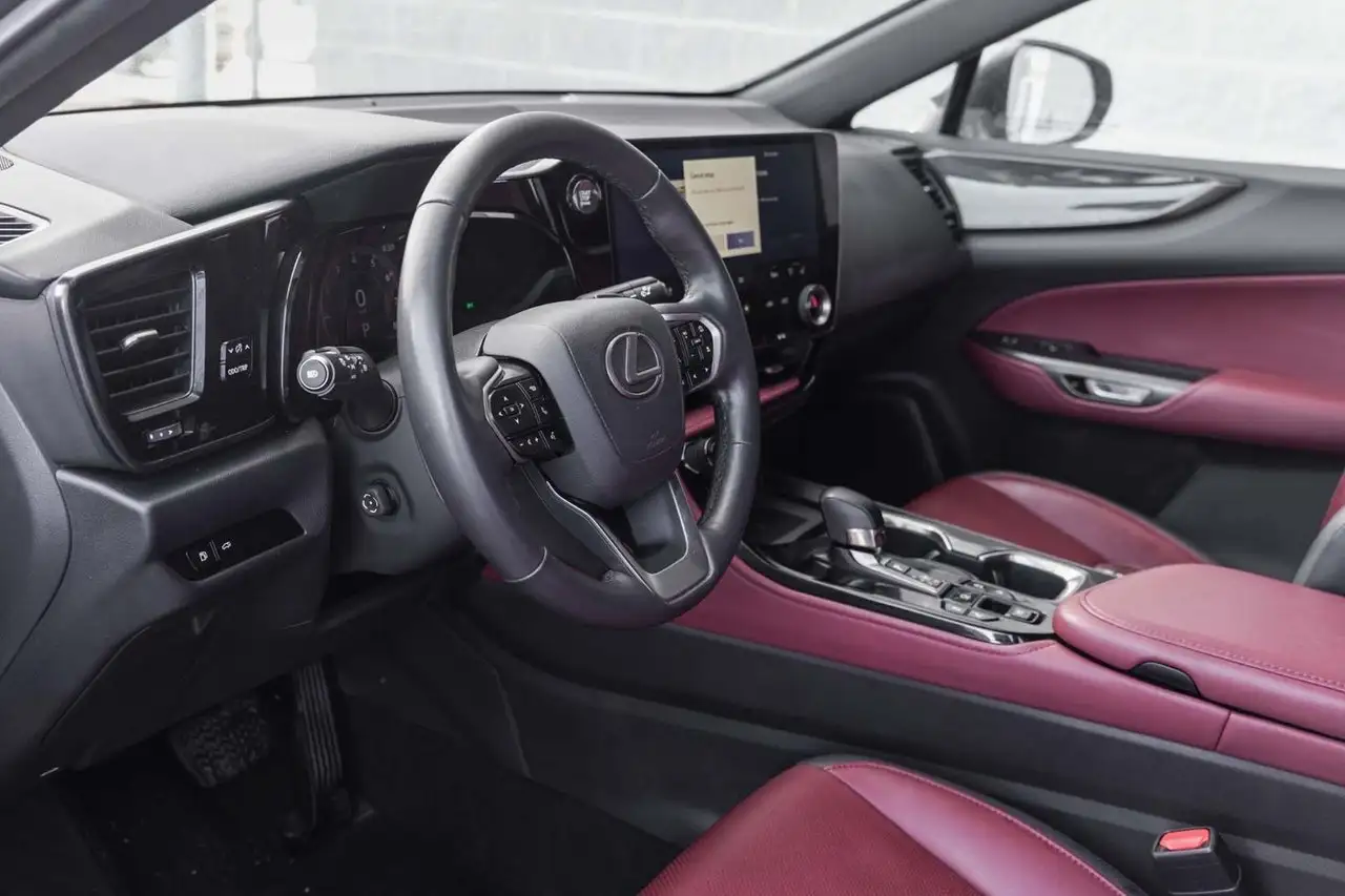 Lexus NX fotografie Lexus NX