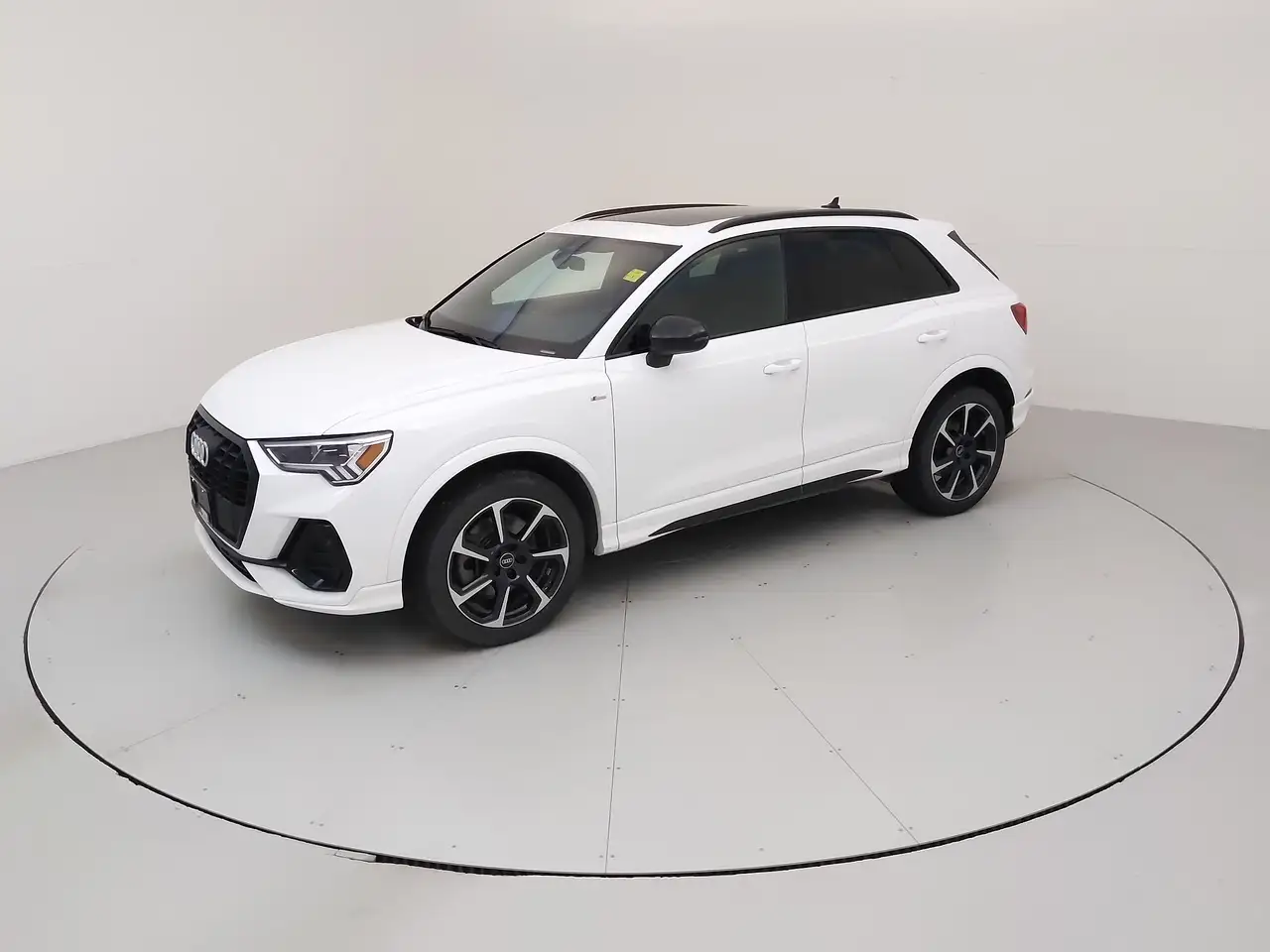 2022 Audi Q3
