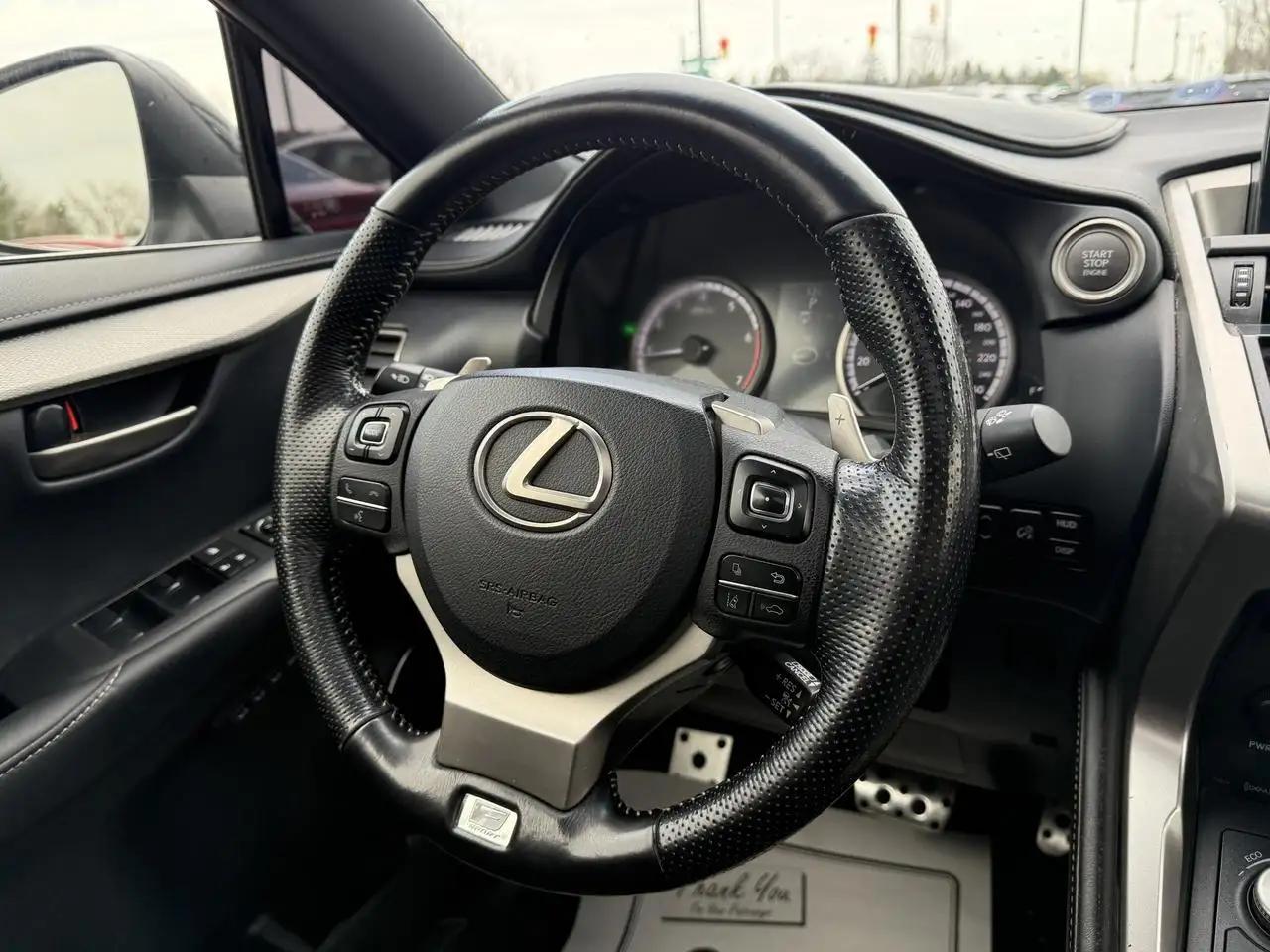 Lexus NX fotografie Lexus NX