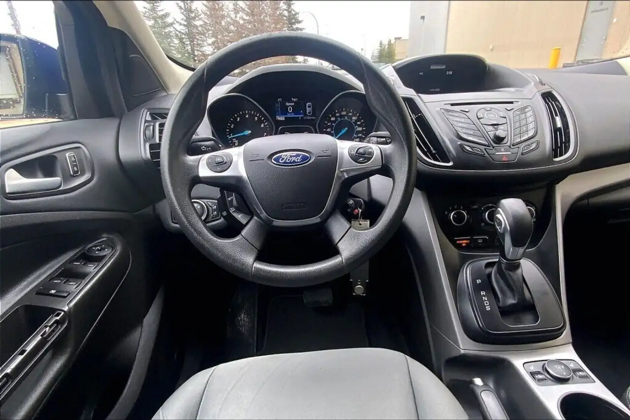 Ford Escape photo Ford Escape