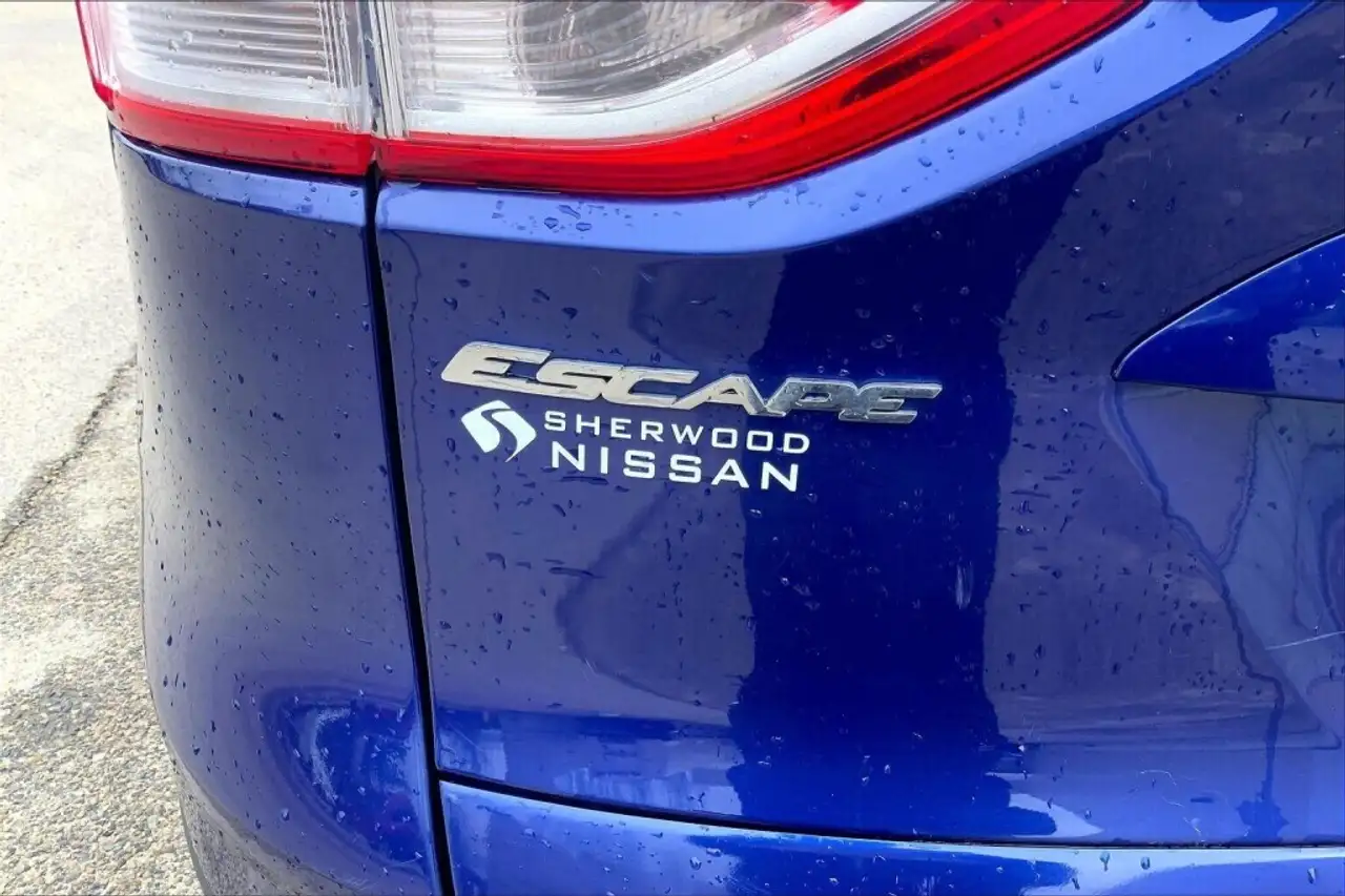 Ford Escape photo Ford Escape