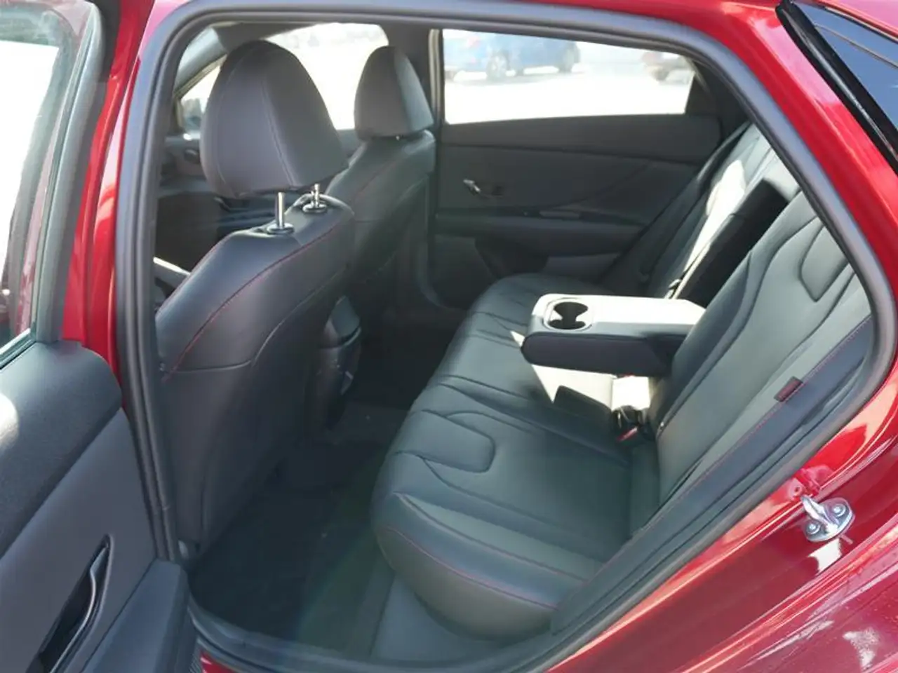 Hyundai ELANTRA снимка Hyundai ELANTRA