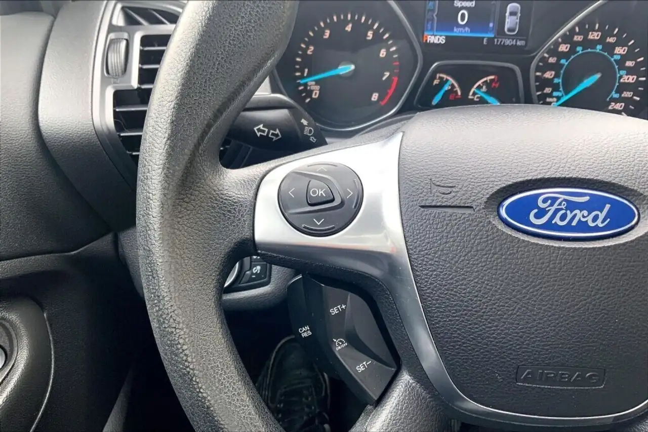 Ford Escape photo Ford Escape