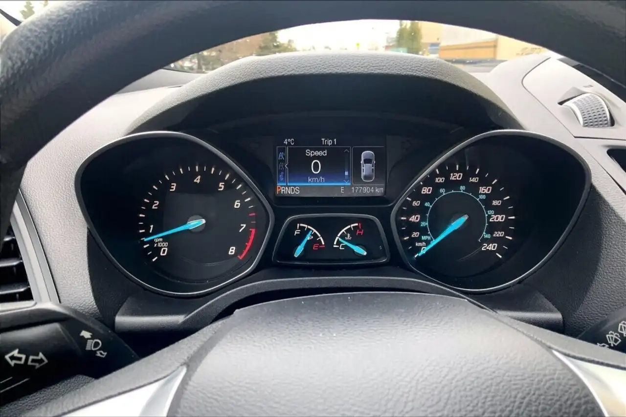 Ford Escape photo Ford Escape