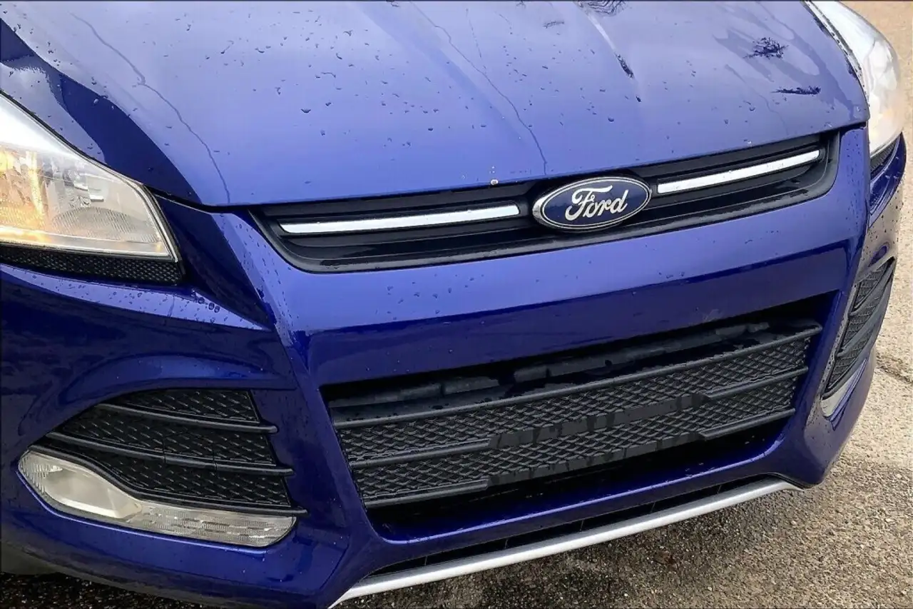 Ford Escape photo Ford Escape