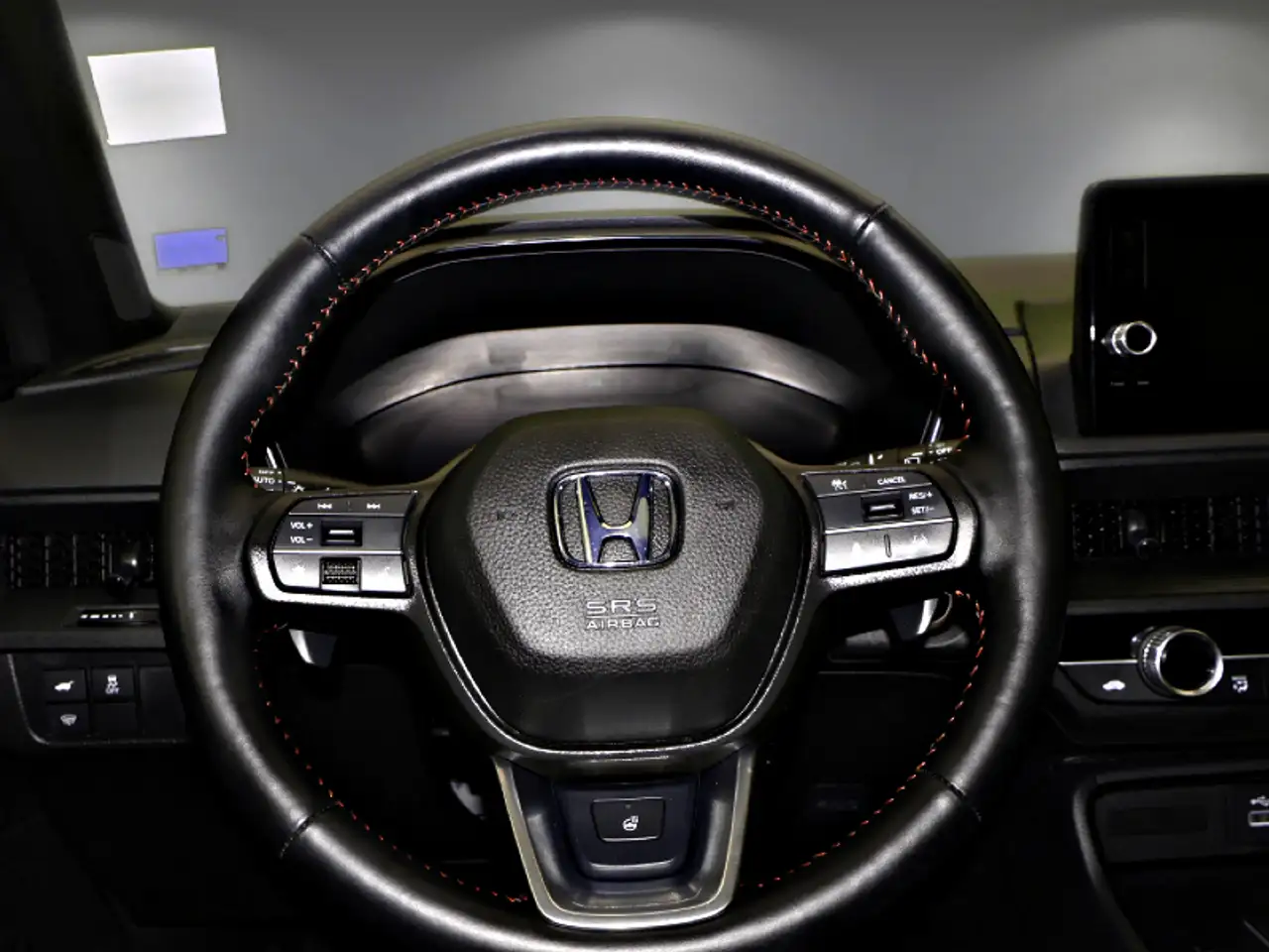 Honda CR-V photo Honda CR-V
