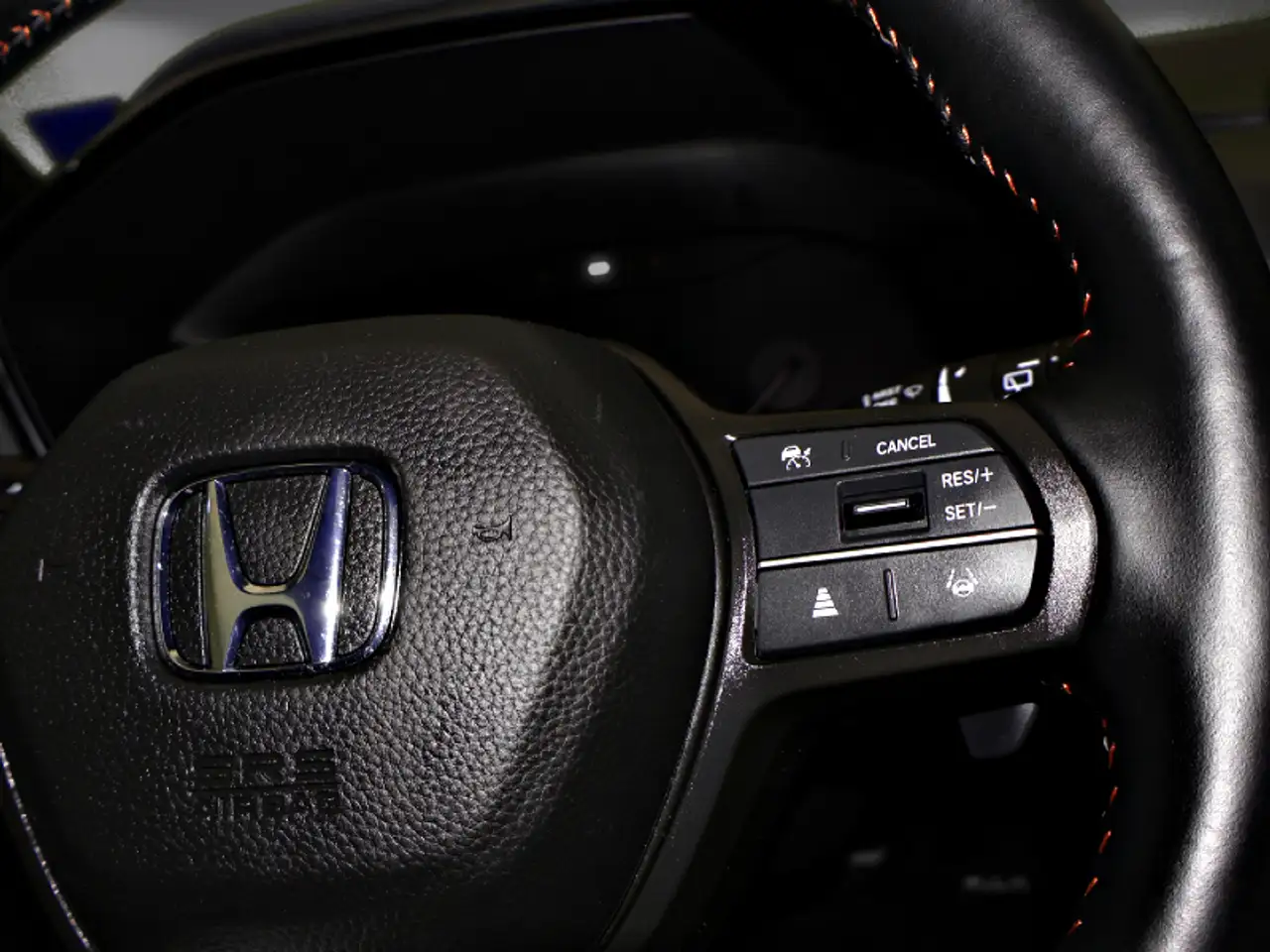Honda CR-V photo Honda CR-V