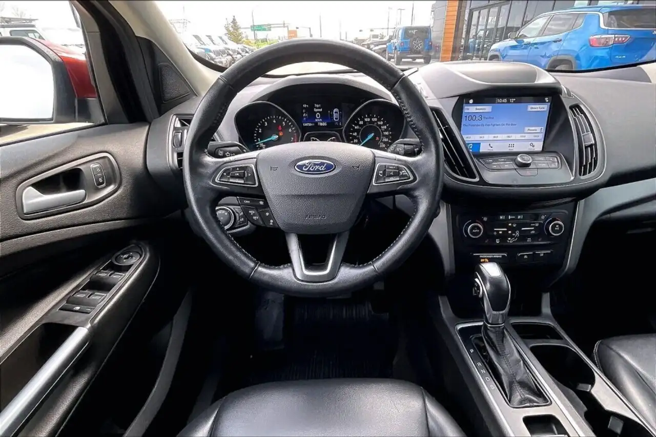 Ford Escape снимка Ford Escape
