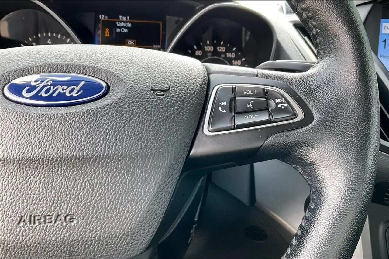 Ford Escape снимка Ford Escape
