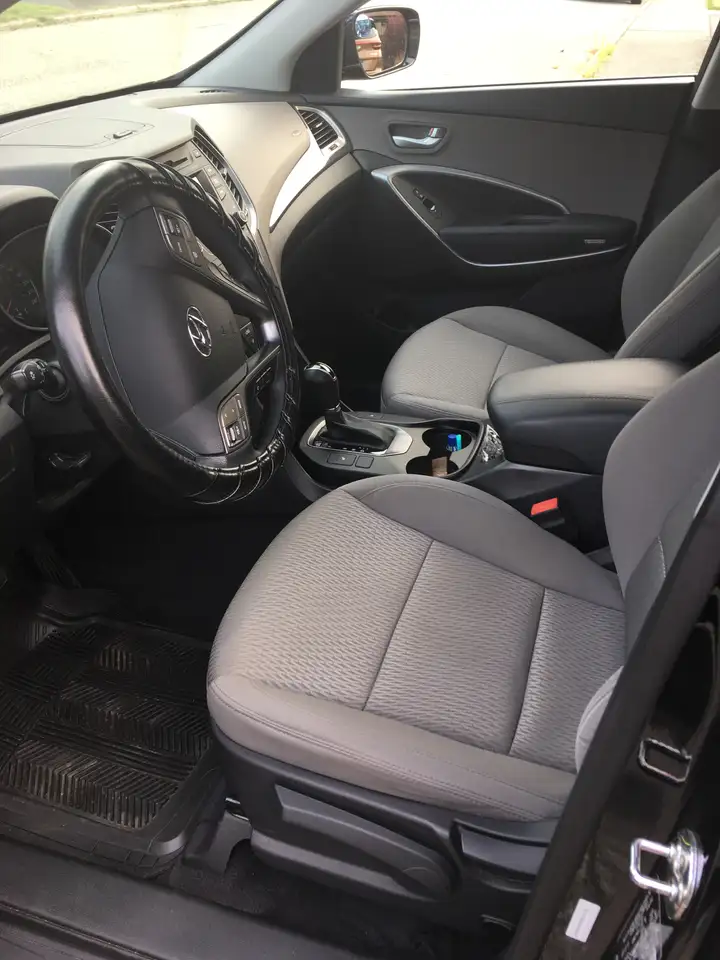 Hyundai SANTA FE снимка Hyundai SANTA FE