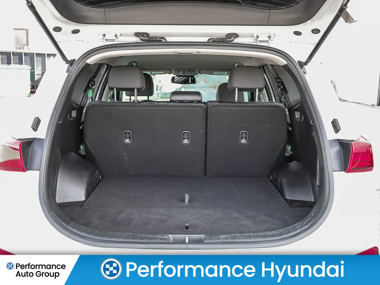 Hyundai SANTA FE снимка Hyundai SANTA FE