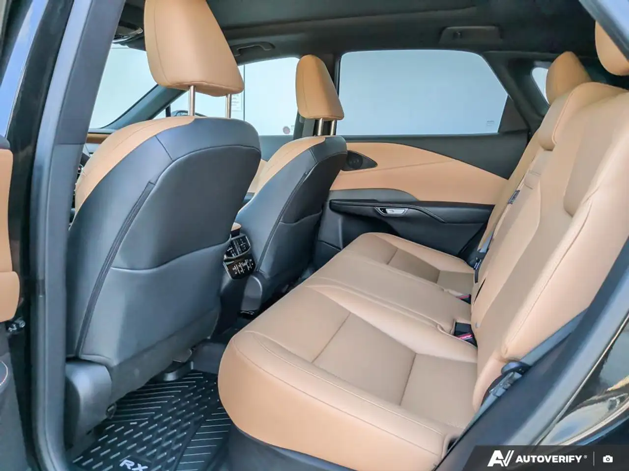 Lexus RX снимка Lexus RX