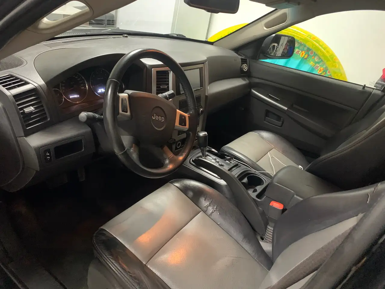 Jeep Grand Cherokee photo Jeep Grand Cherokee