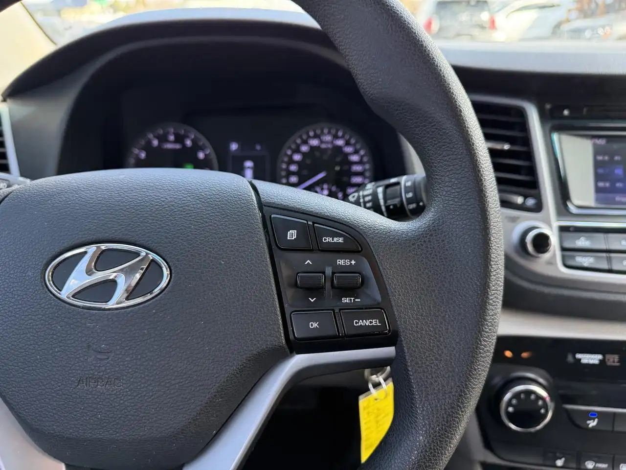 Hyundai TUCSON снимка Hyundai TUCSON