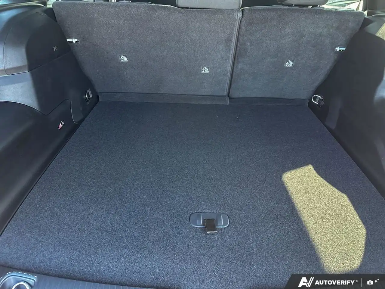 Jeep Cherokee photo Jeep Cherokee