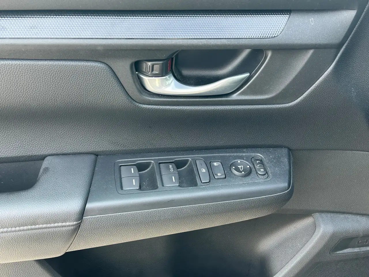 Honda CR-V photo Honda CR-V