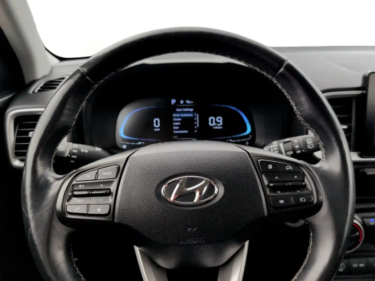 Hyundai Venue снимка Hyundai Venue