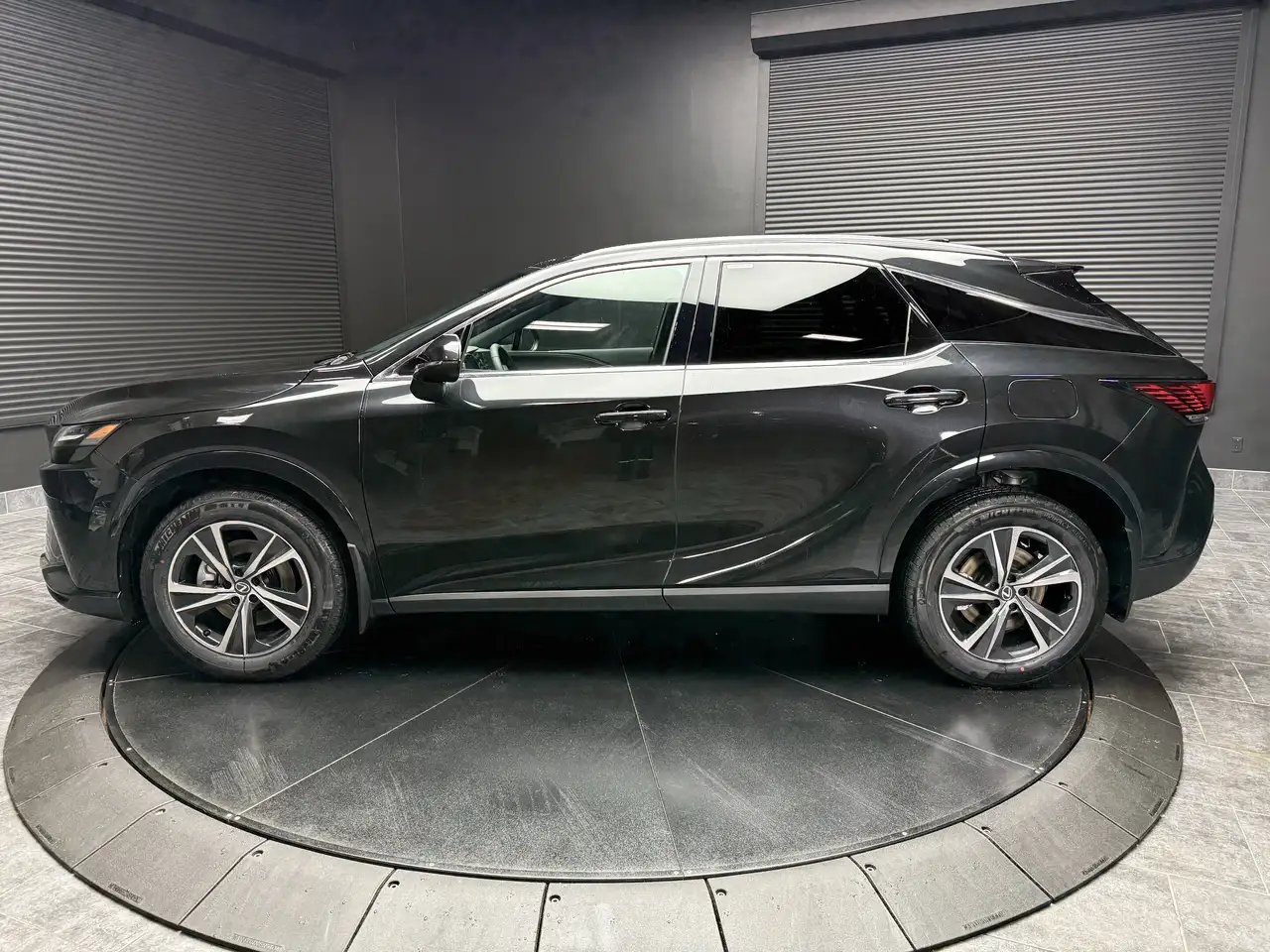 Lexus RX fotografie Lexus RX