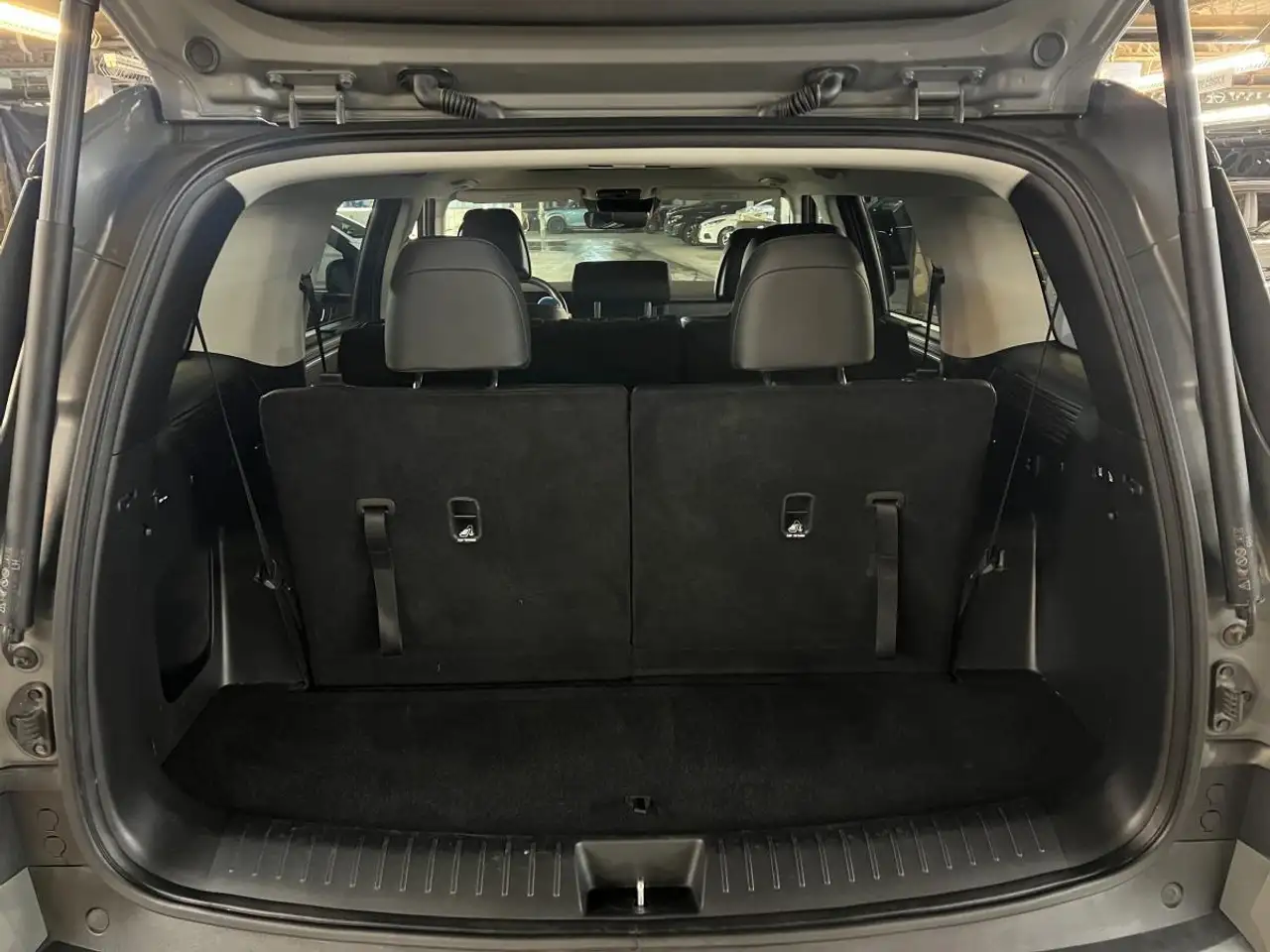 Hyundai SANTA FE снимка Hyundai SANTA FE