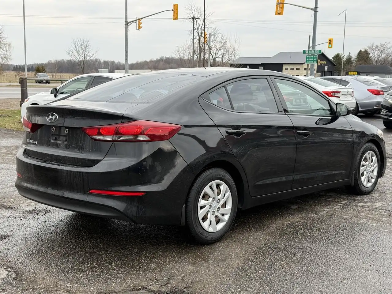 Hyundai ELANTRA fotografie Hyundai ELANTRA