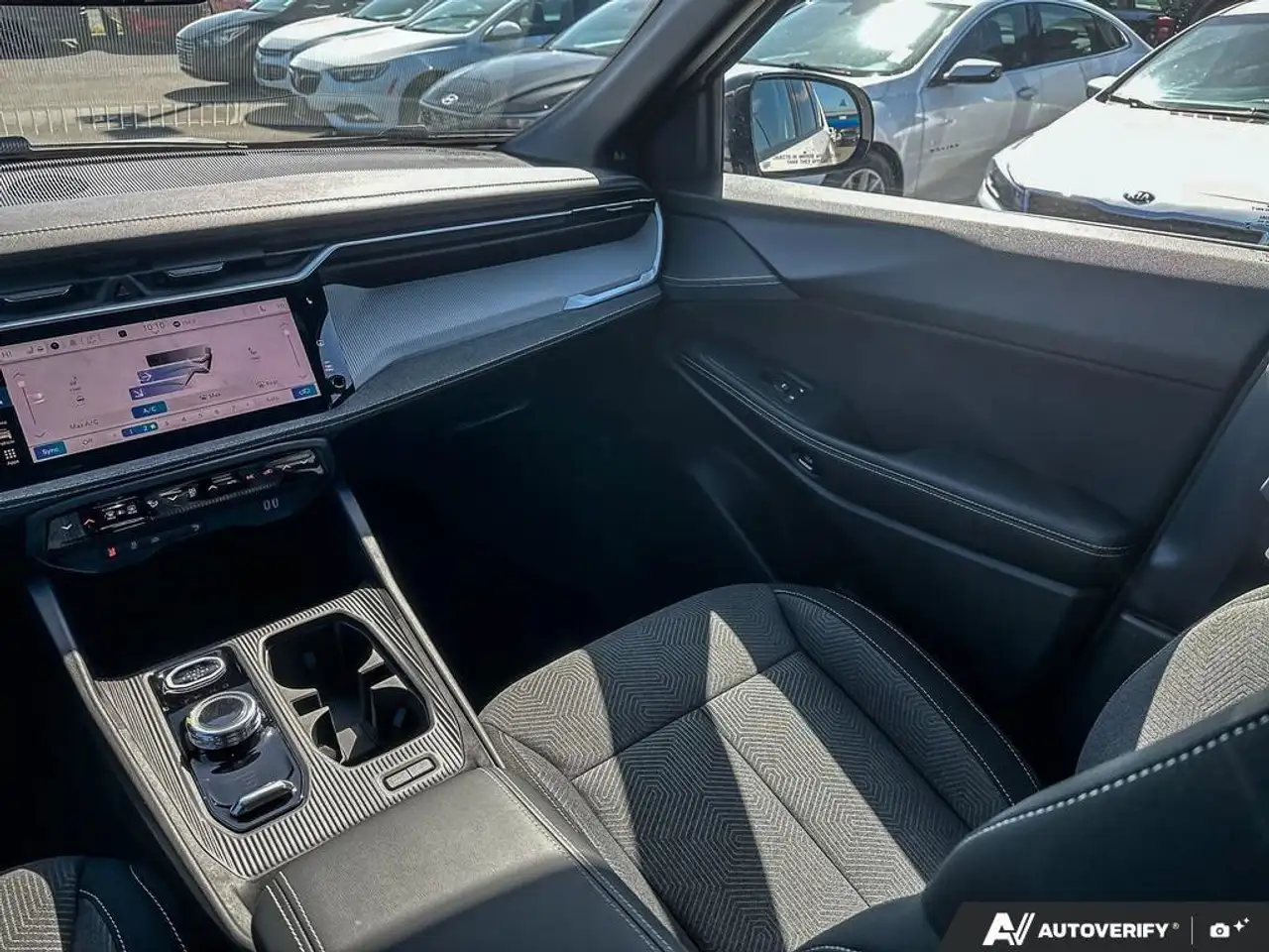 Jeep Cherokee photo Jeep Cherokee