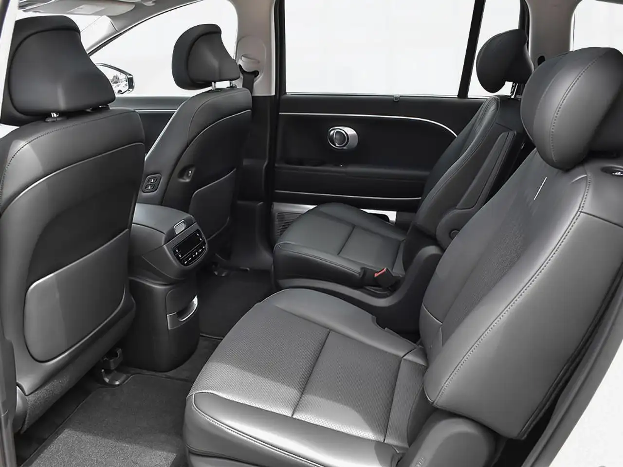 Hyundai IONIQ 9 снимка Hyundai IONIQ 9
