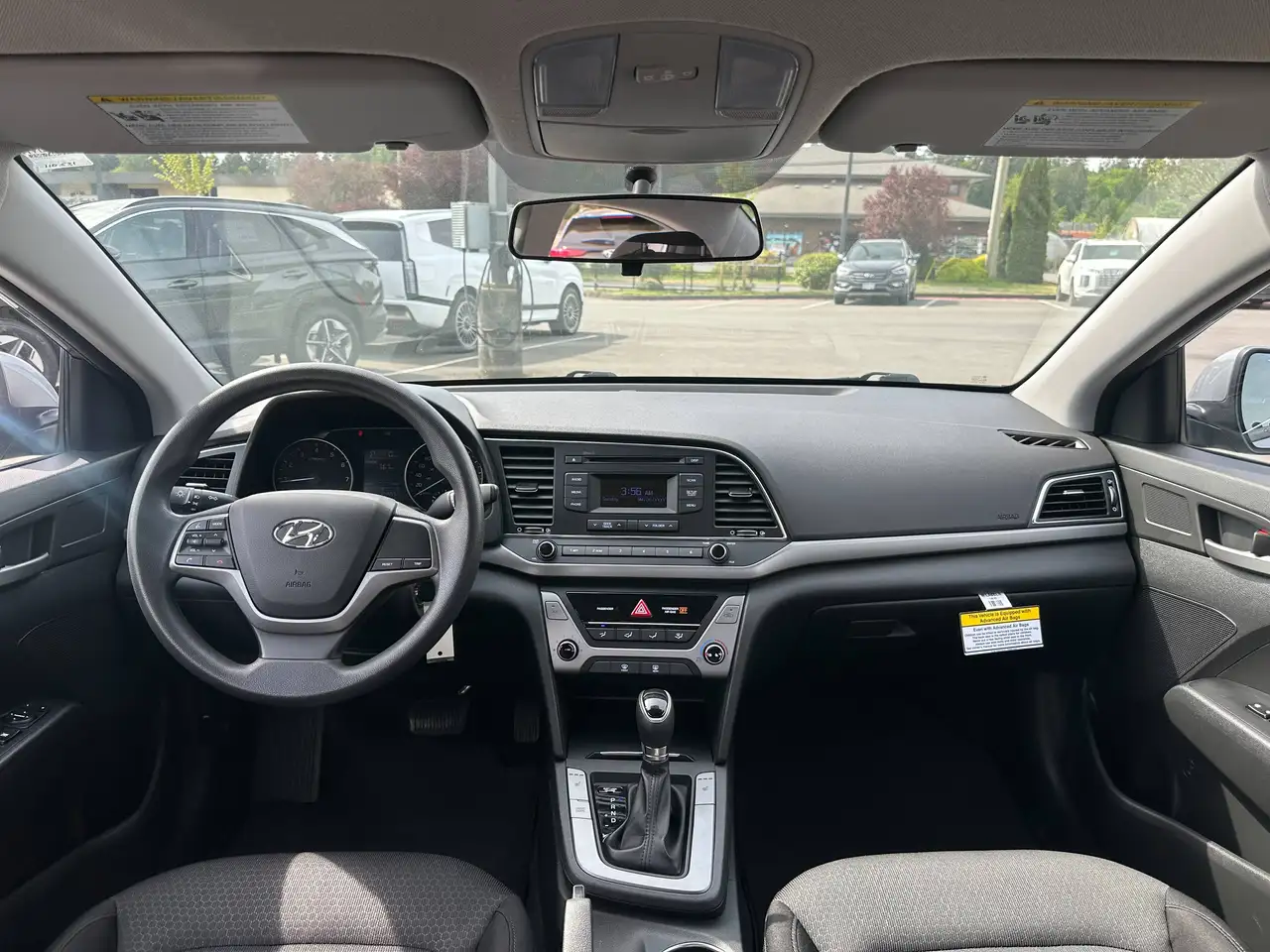Hyundai ELANTRA снимка Hyundai ELANTRA