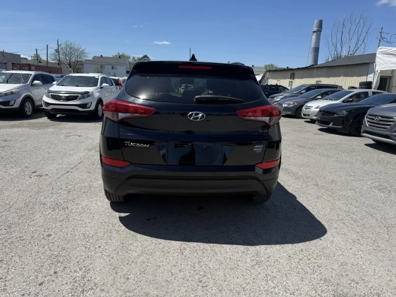 Hyundai TUCSON снимка Hyundai TUCSON