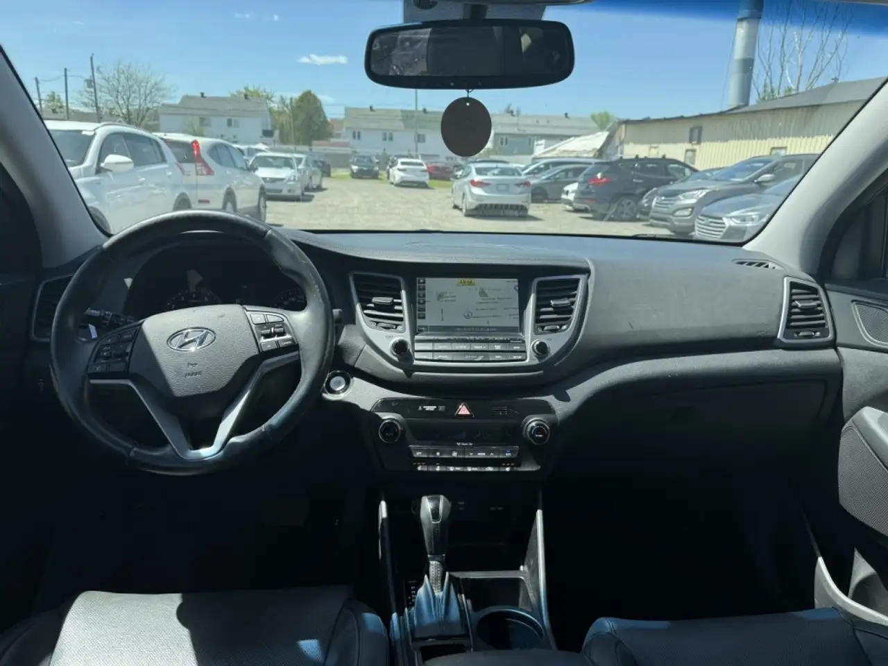 Hyundai TUCSON снимка Hyundai TUCSON