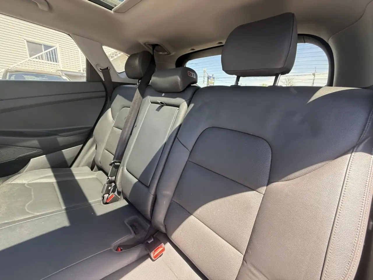 Hyundai TUCSON снимка Hyundai TUCSON