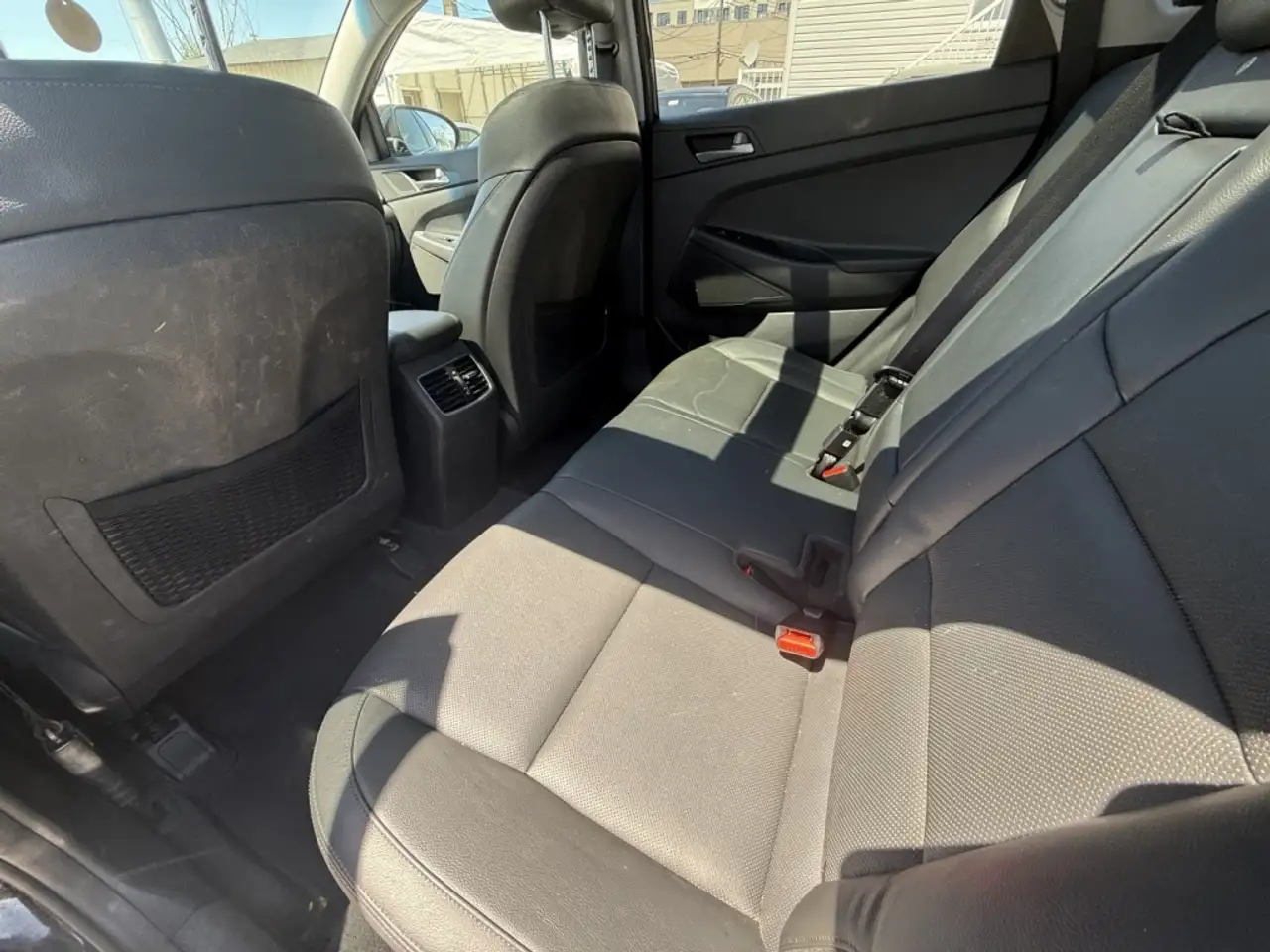 Hyundai TUCSON снимка Hyundai TUCSON